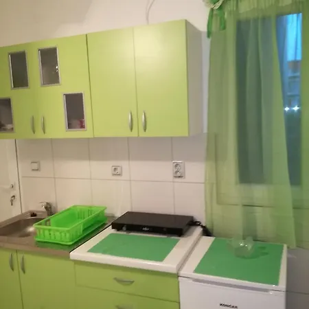 Crystal Blue Apartments Four Seasons Διαμέρισμα *